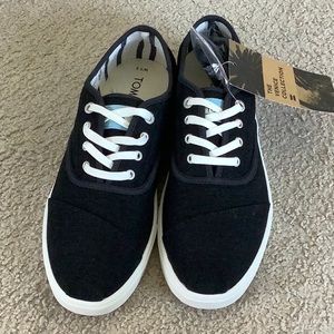Toms canvas shoes
